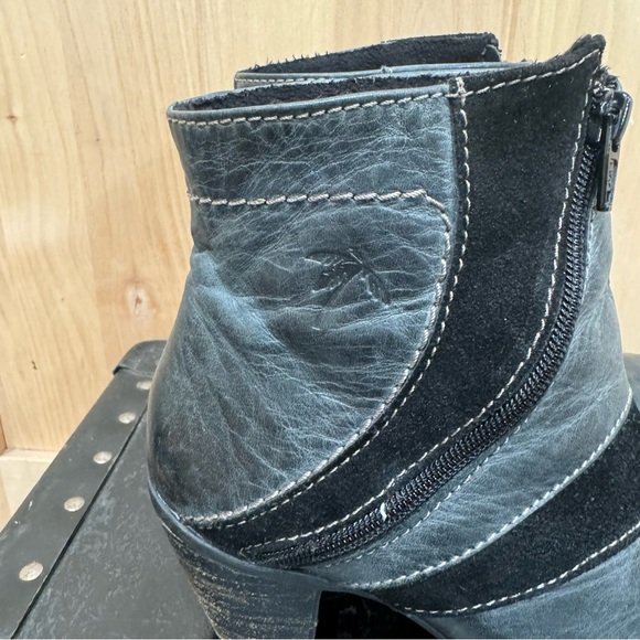 Dromedaries Leather Booties Size 6 36 Black Gray Leather Suede Short Boots Shoes - Picture 5 of 15